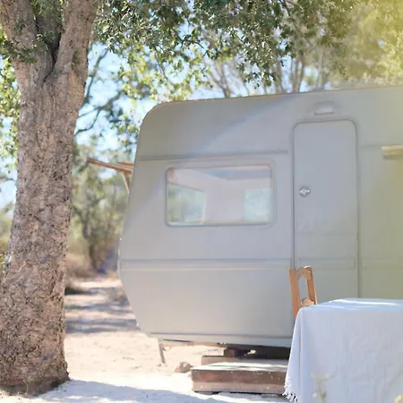 Chic Vintage Caravan Retreat, Just 20 Mins To The Odeceixe